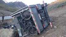 Imagen de El SOS internacional que movilizó a Neuquén: qué dijo Leroy, uno de los turistas de Bélgica que volcó su motorhome