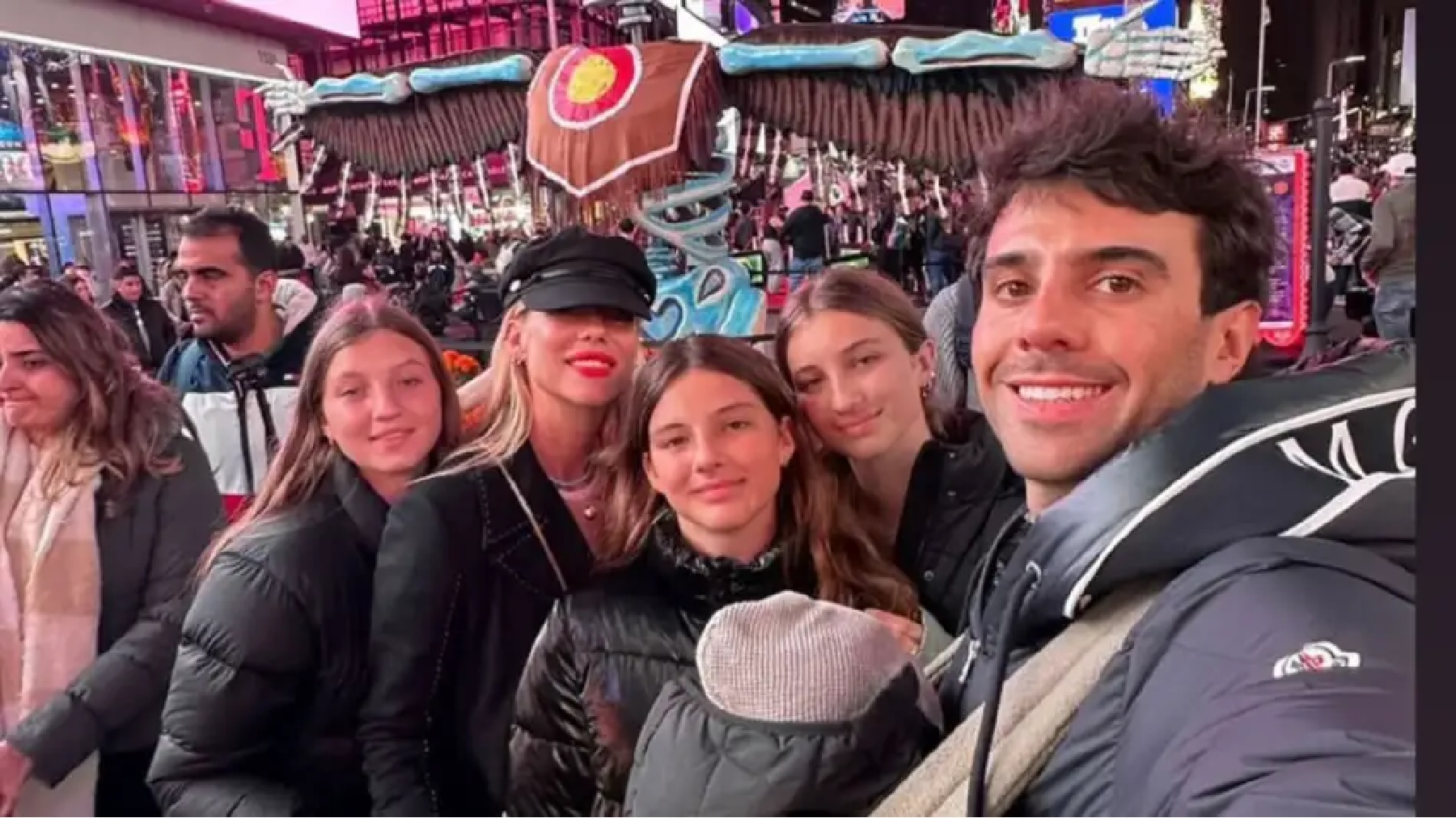 La familia Urcera-Neumann disfrutando de las vacaciones. 