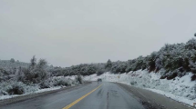 Imagen de Nieve y lluvia de primavera: piden circular con precaución sobre la Ruta 40 entre Bariloche y El Bolsón