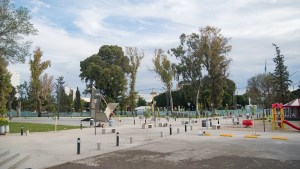 Regina 100 años: así quedó remodelada la plaza que homenajea a los primeros pobladores