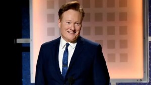 Premios Oscar 2025: Conan O’Brien será el presentador