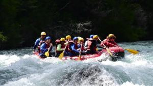 Muerte de una turista en el río Manso, cerca de El Bolsón: el guía no tenía permiso para hacer rafting