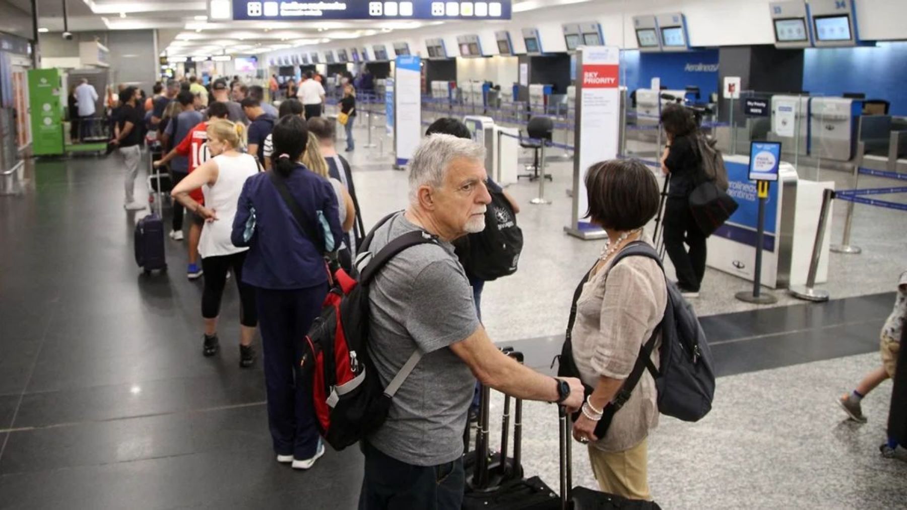 Escala el conflicto aeronáutico. 