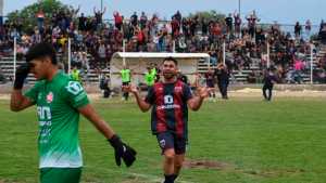 Argentinos del Norte goleó a Roca en el clásico por el Regional Amateur: todos los resultados