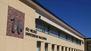 La UNRN lanza la primera edición del «Mercado Universitario» en Roca: conocé de qué se trata