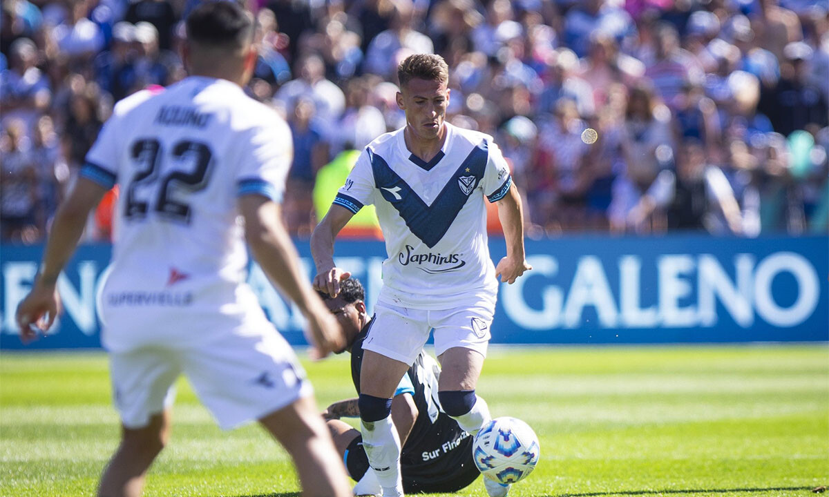 Vélez lidera la tabla de posiciones.