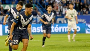 Vélez le ganó a Sarmiento y quedó a un paso del título en la Liga Profesional: los partidos que faltan