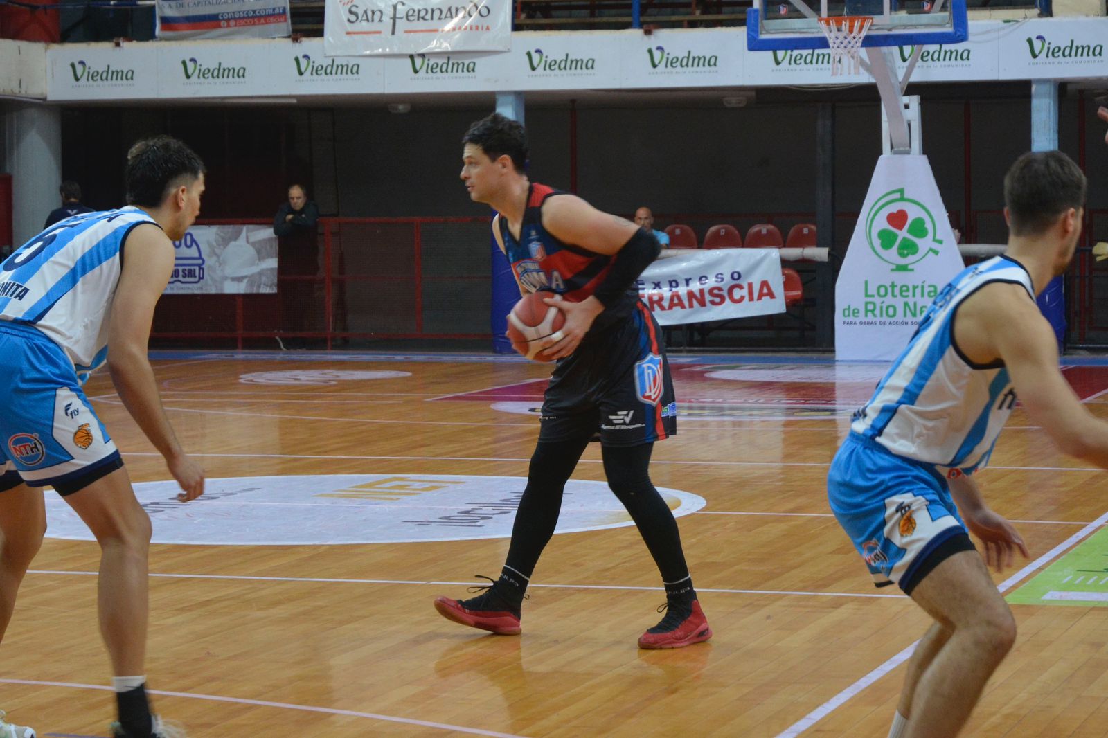 Maxi Tabieres, clave en el equipo de Bogliacino, que empieza su camino por la segunda fase de la competencia. (Prensa Deportivo Viedma)