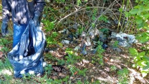 Recolectaron más de 200 kilos de basura en el Lago Gutiérrez de Bariloche y alertaron por microbasurales