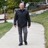 Imagen de Carlos, de Bariloche, tiene 74 años y volvió a la escuela secundaria que lo albergó 56 años atrás