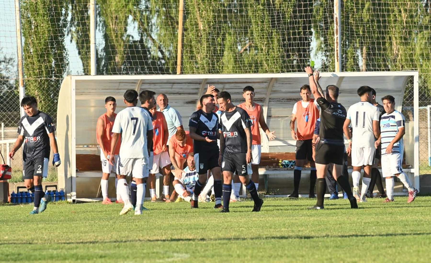 El Barrio intentará sellar su pasaje a semis ante su gente. (Foto: Florencia Salto)