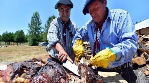 Fiesta Provincial del Asado con Cuero en Aluminé: el verano en Neuquén se vive con tradición criolla