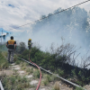 Imagen de El viento provocó un fuerte incendio a metros de los puentes Cipolletti-Neuquén: fue controlado por bomberos