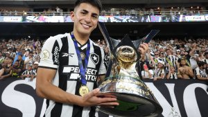 Thiago Almada anunció la salida de Botafogo y podría continuar su carrera en Europa