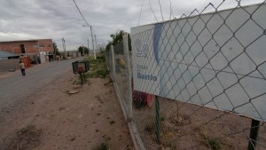 Neuquén: camiones aguateros para la falta de agua en el barrio Ruca Antu