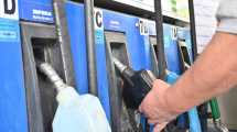 Imagen de Hasta qué hora se podrá cargar combustibles  este martes 24 por Navidad, en Neuquén y Río Negro