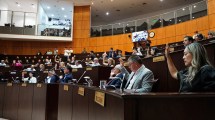 Imagen de Sesión por Gloria Ruiz en la Legislatura: destituyeron a la vicegobernadora de Neuquén