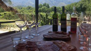 Cuál es el rincón más lindo de Traslasierra en Córdoba para hacer caminatas y recorrer bodegas