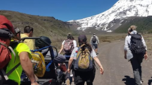 Imagen de Parque Lanín de Neuquén tiene sillas para personas con movilidad reducida en tres senderos