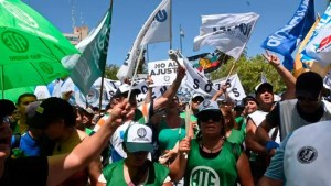 Paro en Neuquén y Río Negro, este jueves: uno por uno, quiénes adhieren 