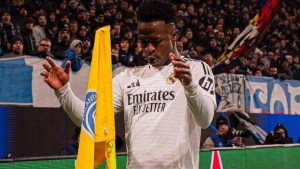 La tajante opinión de un ex Real Madrid sobre Vinicius: «Si quiere ser como Messi, tiene que respetar»