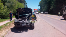 Imagen de Fuerte choque entre dos camionetas sobre Ruta 40, en San Martín de los Andes: dos personas heridas