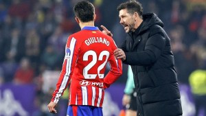 La advertencia del Cholo Simeone a su hijo en el Atlético Madrid: «Soy su padre pero no soy tonto»