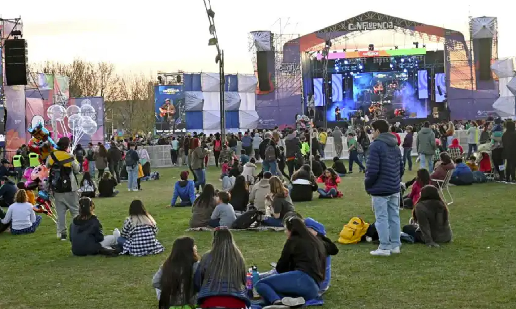 Fiesta de la Confluencia 2025 en Neuquén. Foto: Florencia Salto.