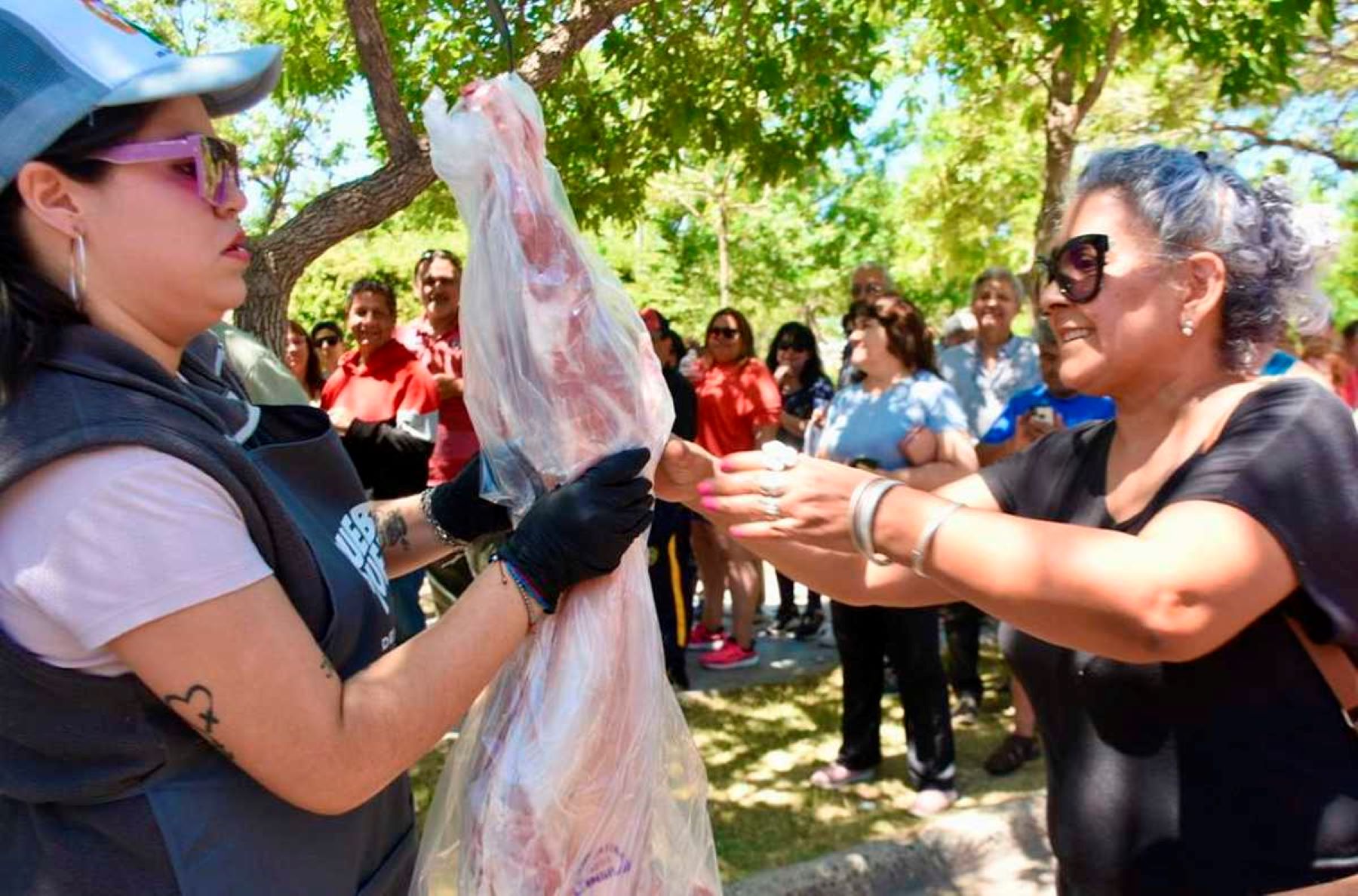 Venta de chivitos en la previa de Navidad y Año Nuevo. Foto: Matías Subat