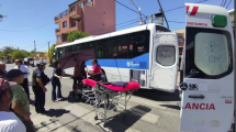 Imagen de Una mujer de 80 años fue atropellada por un colectivo en Neuquén: cuál es su estado de salud