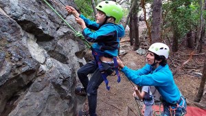 La propuesta de escalar en Bariloche para chicos, jóvenes y adultos