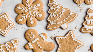 Cómo hacer unas deliciosas galletitas navideñas para la mesa dulce