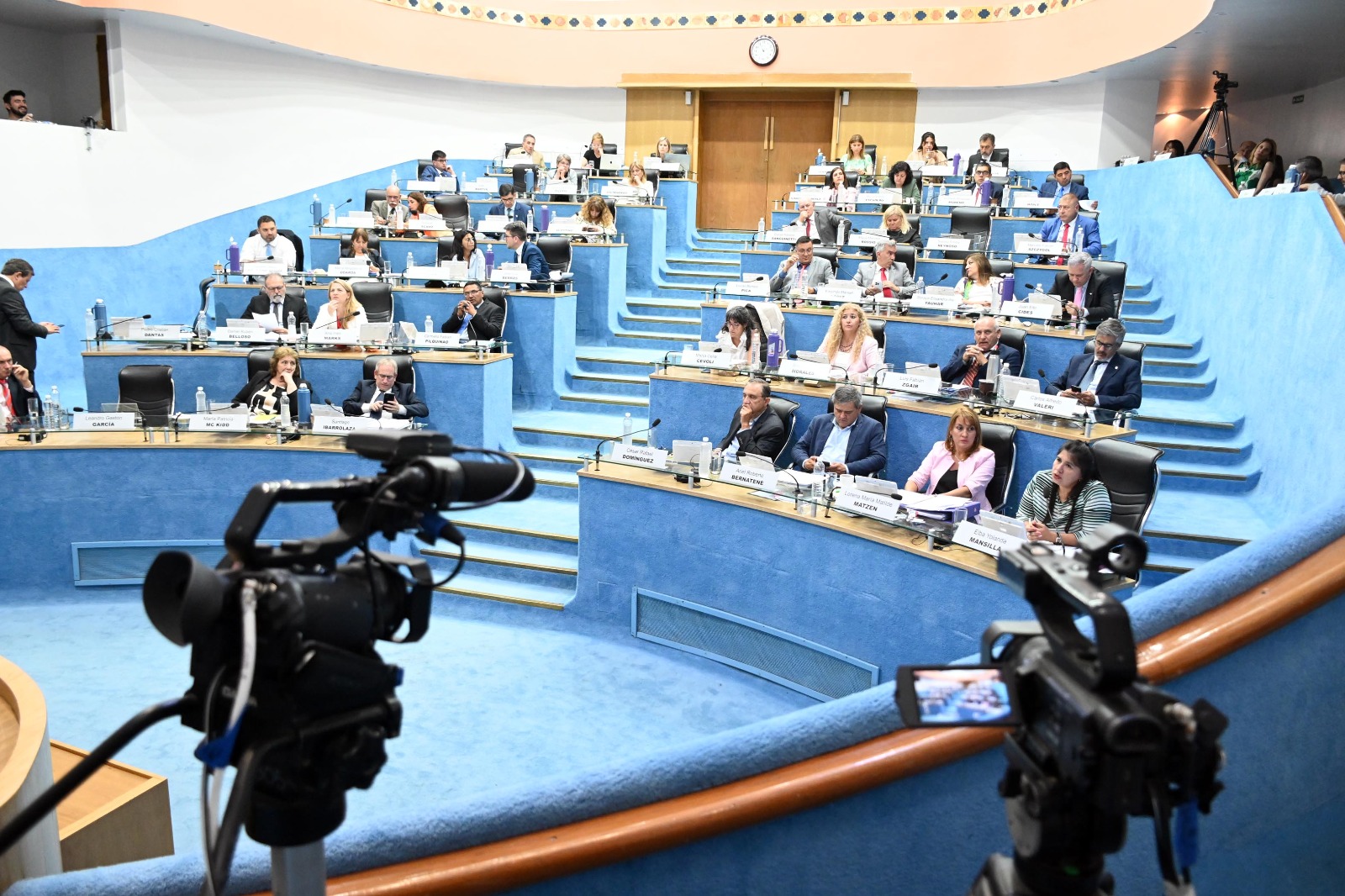 El debate legislativo del presupuesto y del paquete fiscal se extendió por más de ocho horas. Foto: Marcelo Ochoa