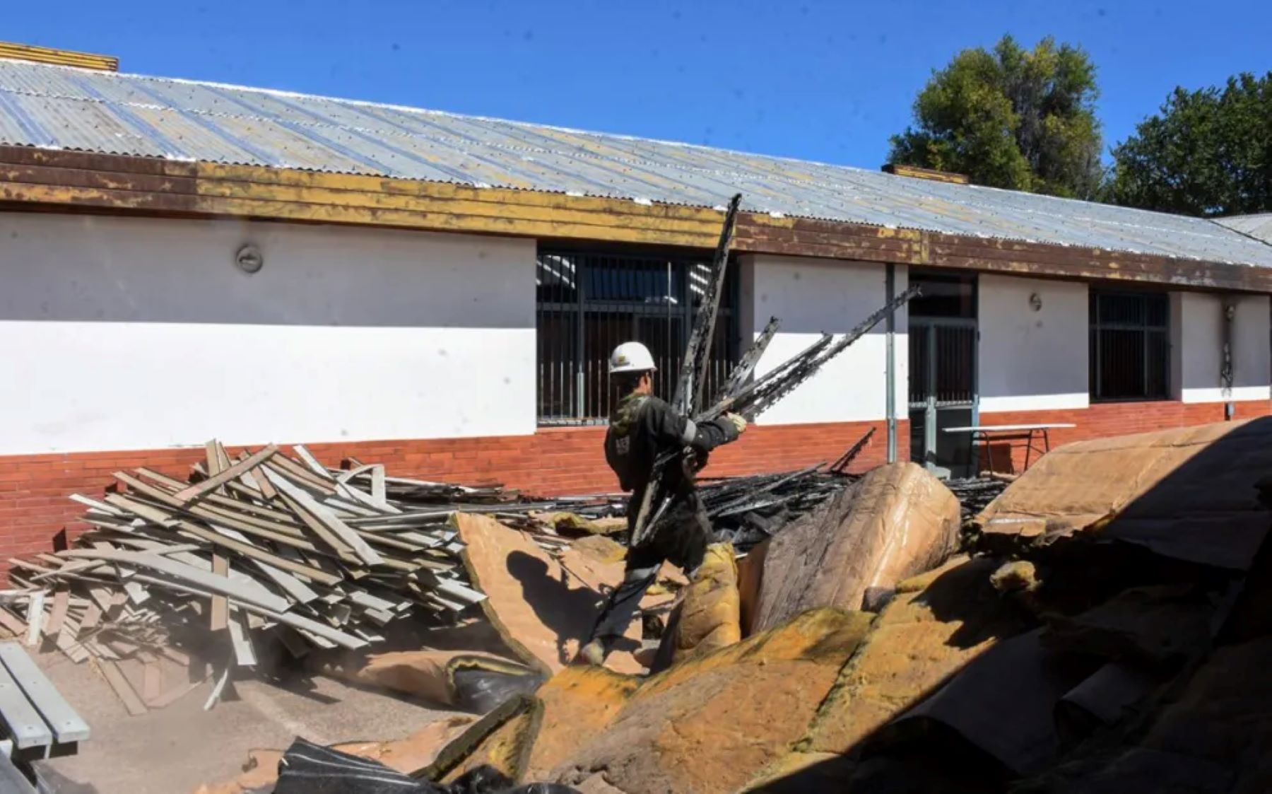 Se invertirán más de $1.500 millones en escuelas de Neuquén. Foto: Neuquén Informa. 