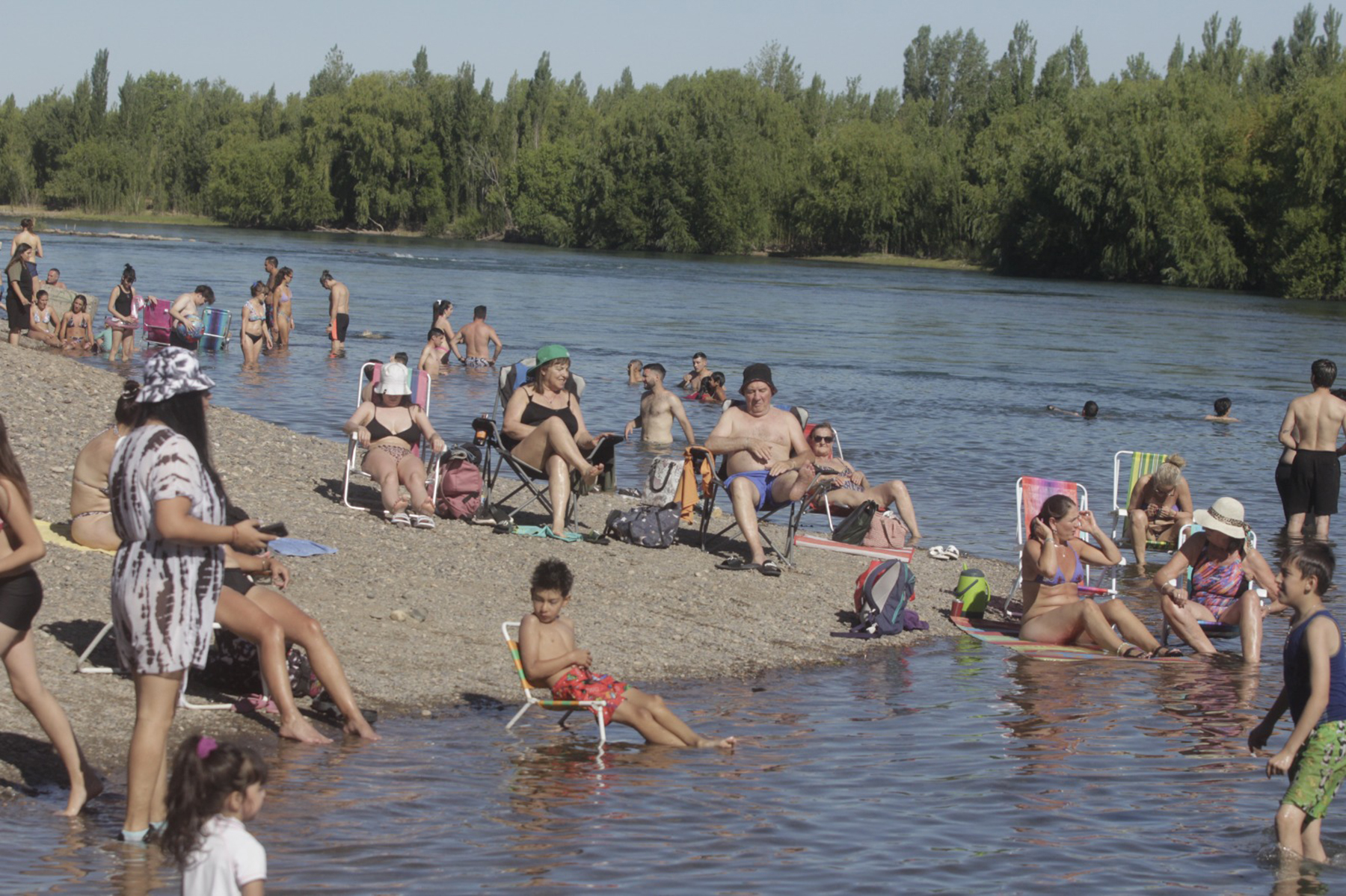 Calor extremo en Neuquén y Río Negro. Foto: Oscar Livera. 