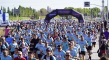 Imagen de Yo Corro Neuquén – Cipolletti: con muchas energías y calor, así comenzó la gran carrera