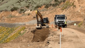 Ruta 23: cortes en la Cuesta del Rahue por una obra de asfalto