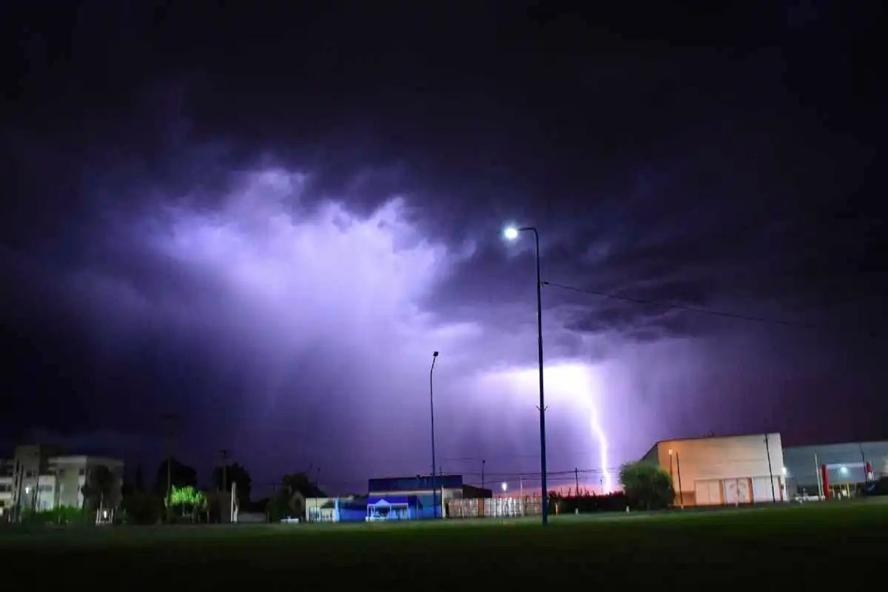 Alerta por tormentas en Río Negro este sábado. Foto: ilustrativa.