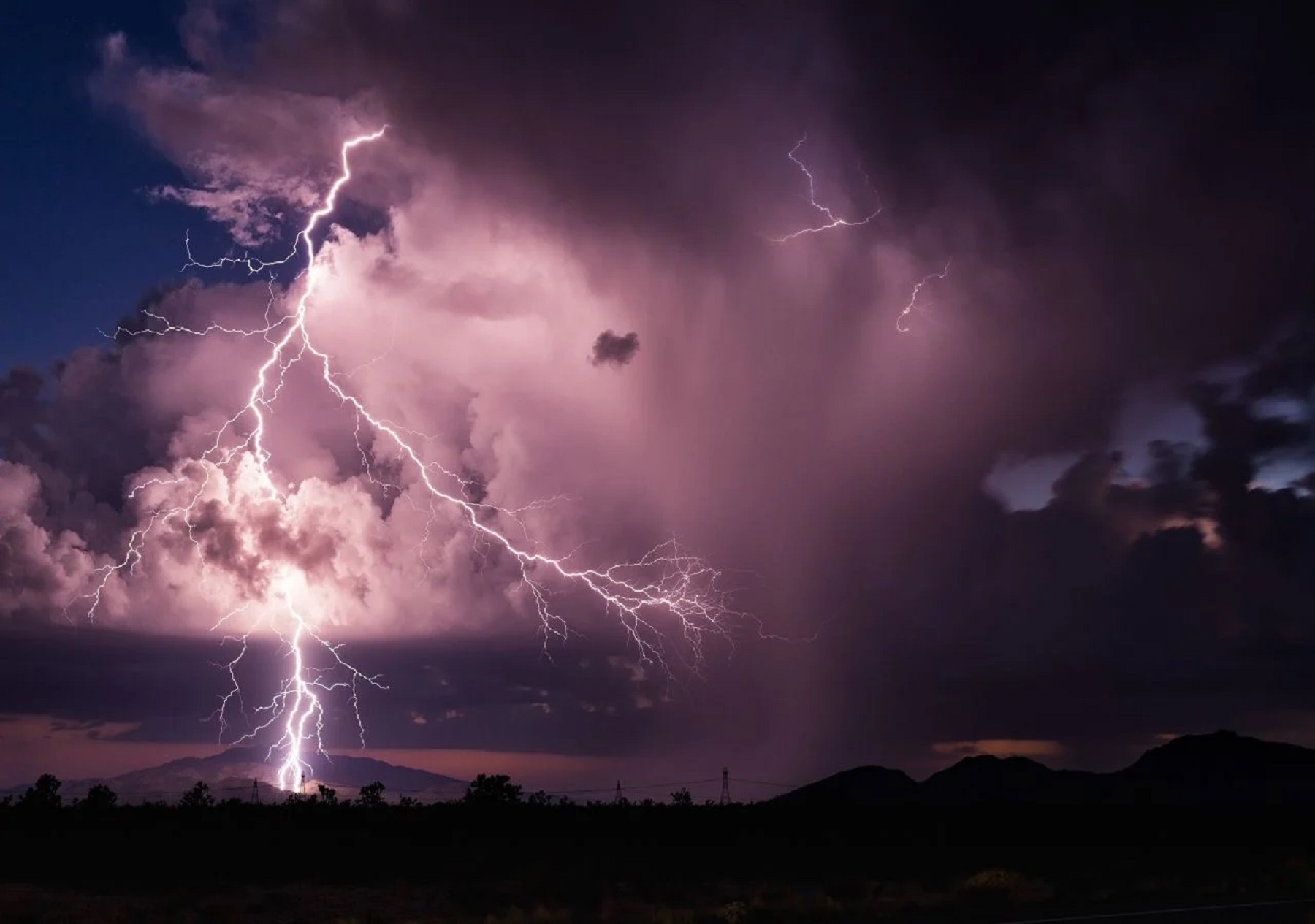 Tormentas de variada intensidad impactarán varias localidades de Río Negro. Foto: ilustrativa.