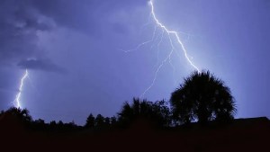 La alerta por tormentas en Río Negro se expande y llegará a Bariloche este sábado: peores horarios