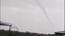 Imagen de Video | ¿Tornado en Río Negro?: las impactantes imágenes que dejó la tormenta en Luis Beltrán