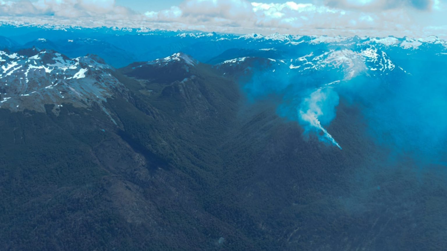 Incendio en el sur de Bariloche. Foto: gentileza.