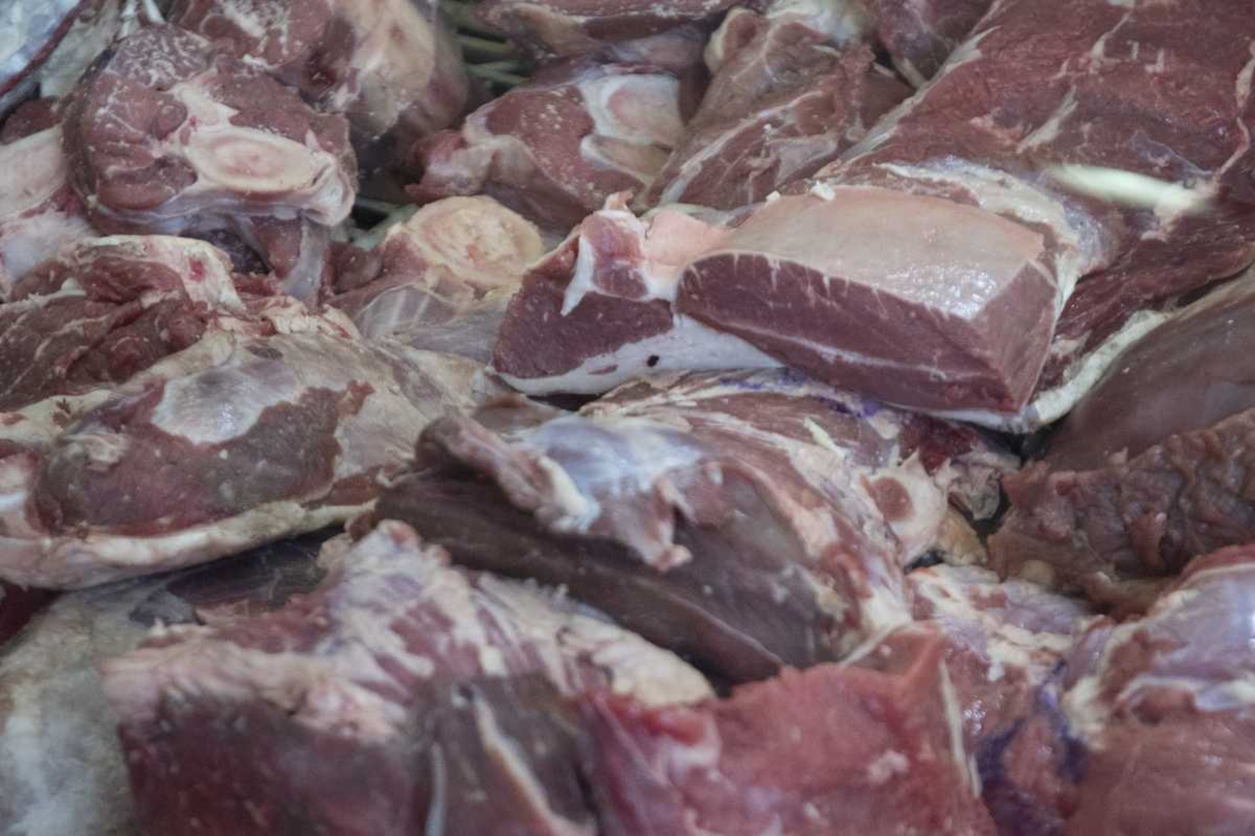 Productos vencidos y carne irregular en un supermercado en Cipolletti. Foto: ilustrativa.