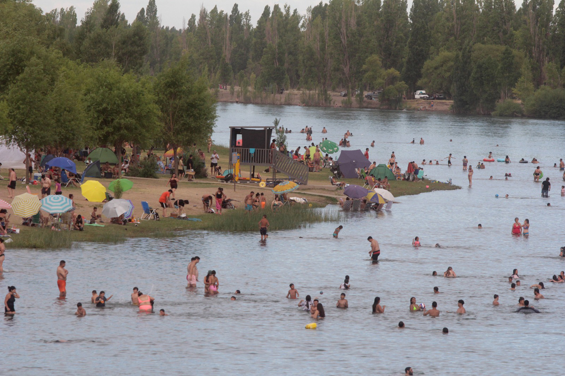 Ola de calor extremo: el domingo se esperan 42°. (Archivo Oscar Livera)