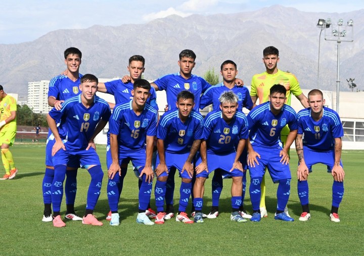 El elenco dirigido por Diego Placente se impuso 3-2 ante Chile.