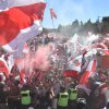 Imagen de River llegó a San Martín de los Andes y fue recibido por miles de hinchas