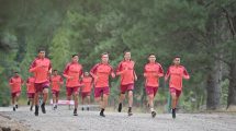 Imagen de El motivo por el que River terminará antes su pretemporada en San Martín de los Andes