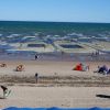 Imagen de En Las Grutas no se va a las playa «se baja»: y cada bajada es diferente, mirá cómo elegir la ideal