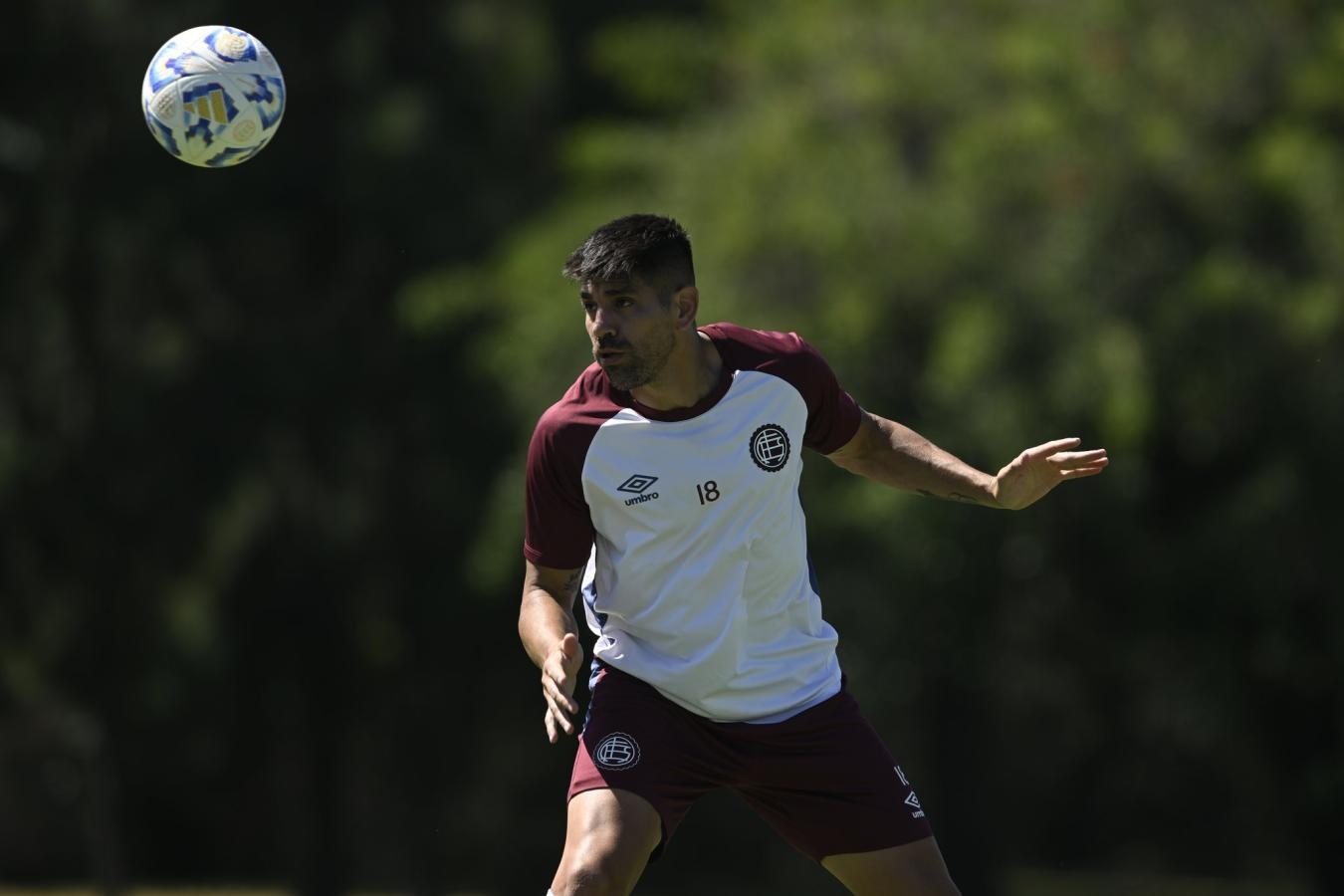 Por el escándalo que protagonizo, Leandro Díaz no seguirá en el equipo que dirige Mauricio Pellegrino.