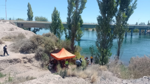 La búsqueda de Jésica, la niña arrastrada por el río Limay, se extiende: a dónde va el operativo